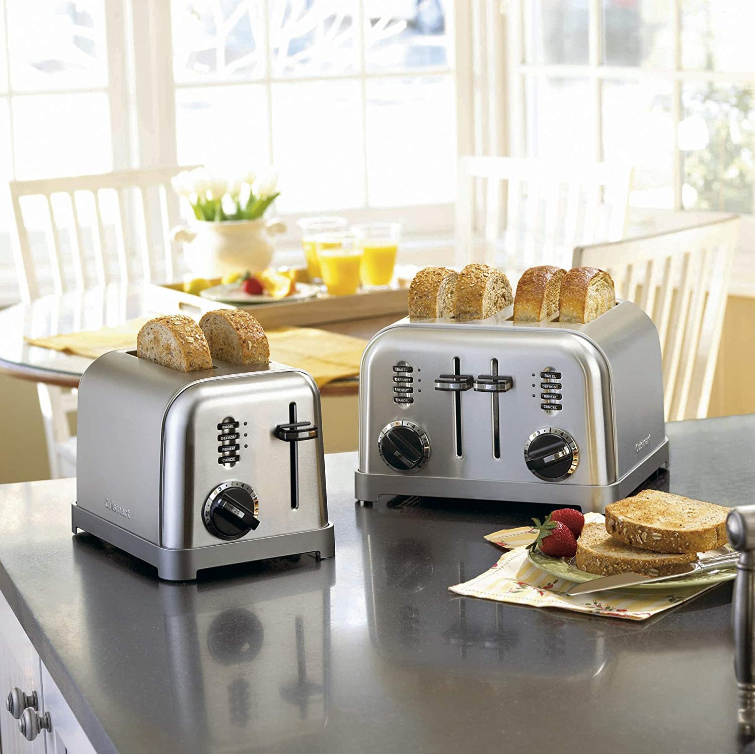 Cuisinart CPT-160 Classic 2-Slice Toaster - Refurbished with Warranty | Perfect for Breakfast, Toast, Bagels & Sandwiches | Compact & Durable Design for Home & Office Use