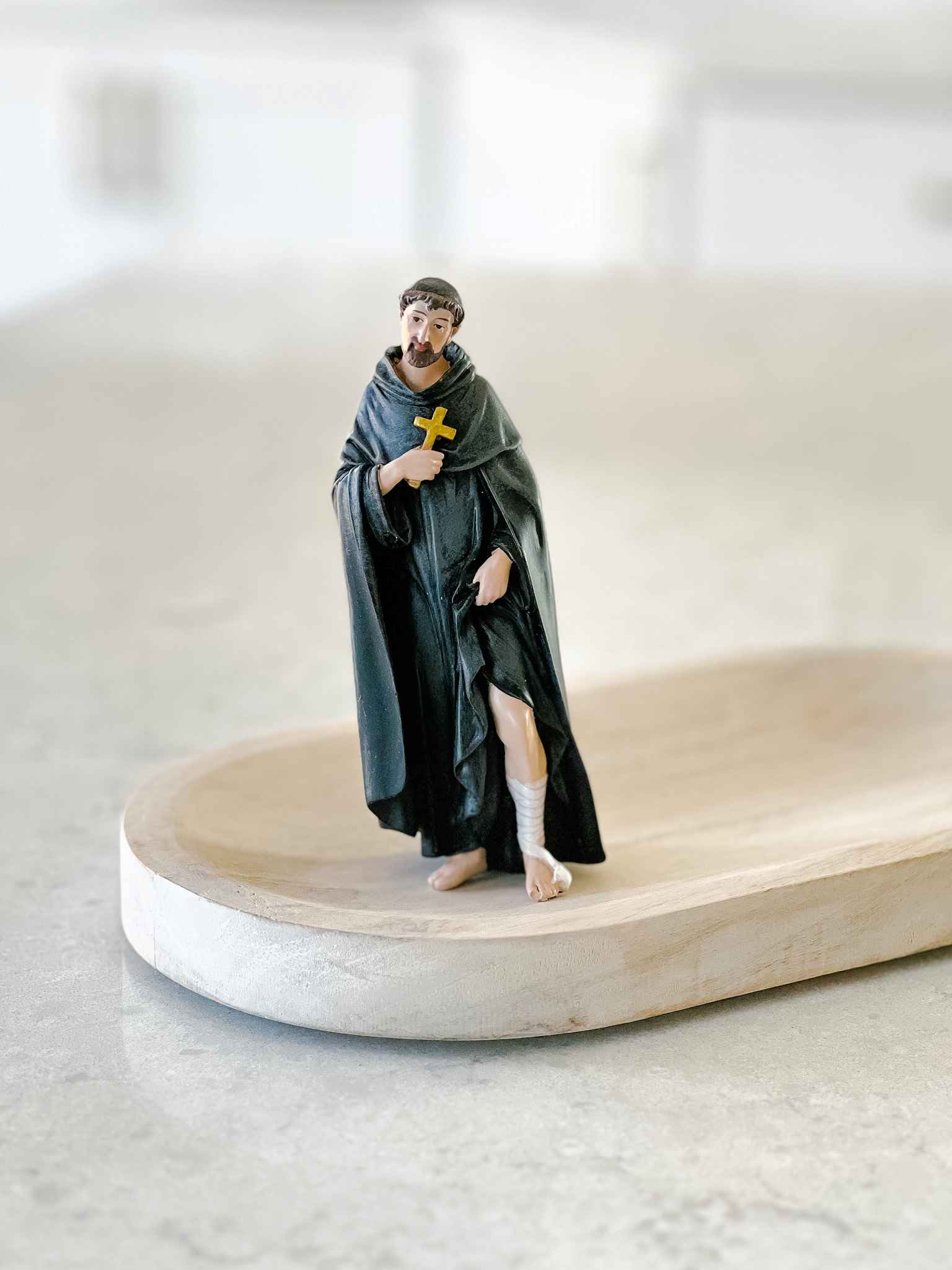 St. Peregrine Statue - Patron Saint of Cancer Patients - Handcrafted Religious Figurine for Home Altar, Prayer Space & Healing Devotion