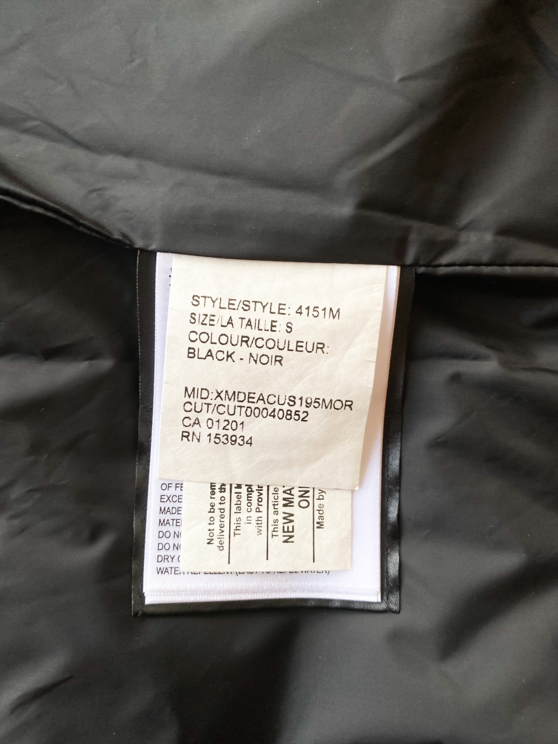 Canada Goose Black Garson Men's Vest - Lightweight Down Puffer Jacket for Winter Outdoor Activities, Hiking & Casual Wear