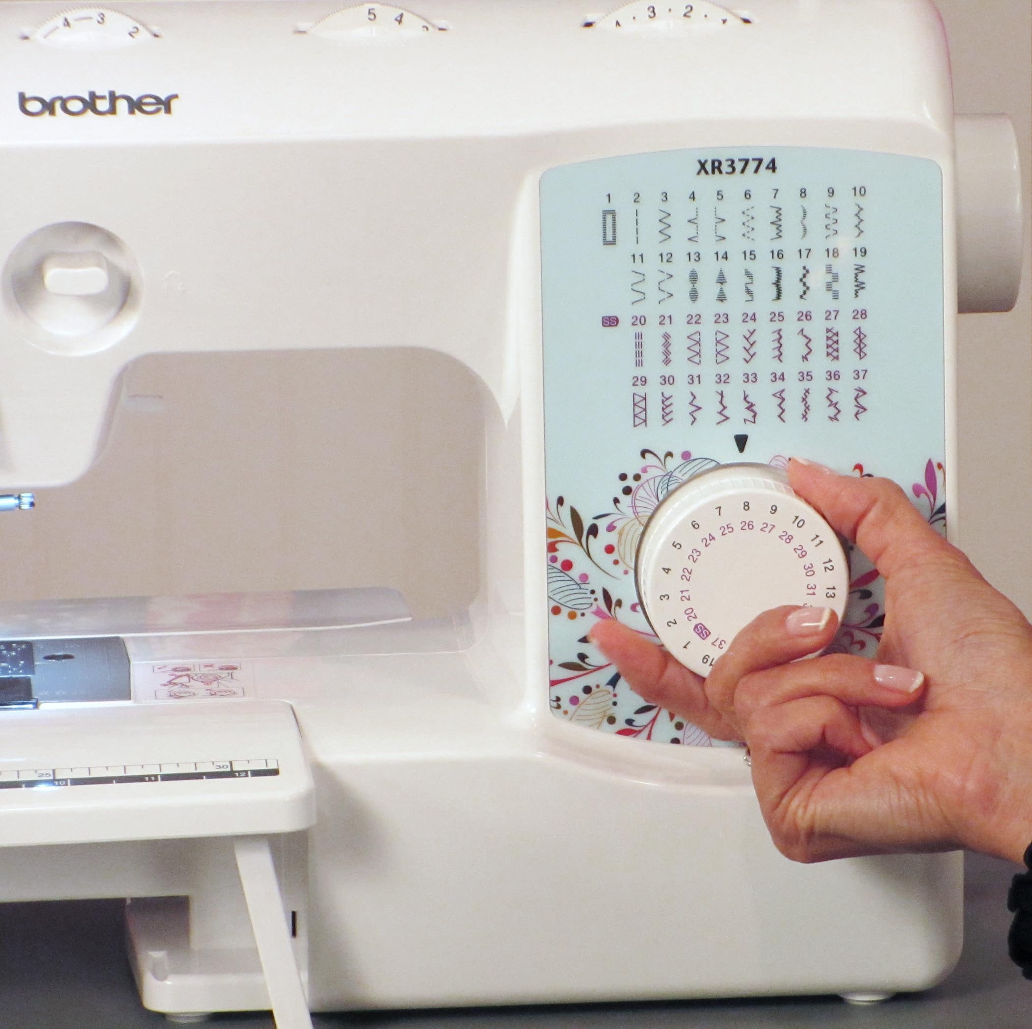 Brother XR3774 Sewing and Quilting Machine with 37 Built-in Stitches, Wide Table & 8 Included Sewing Feet - Perfect for Home DIY, Dressmaking, Quilting Projects and Crafting