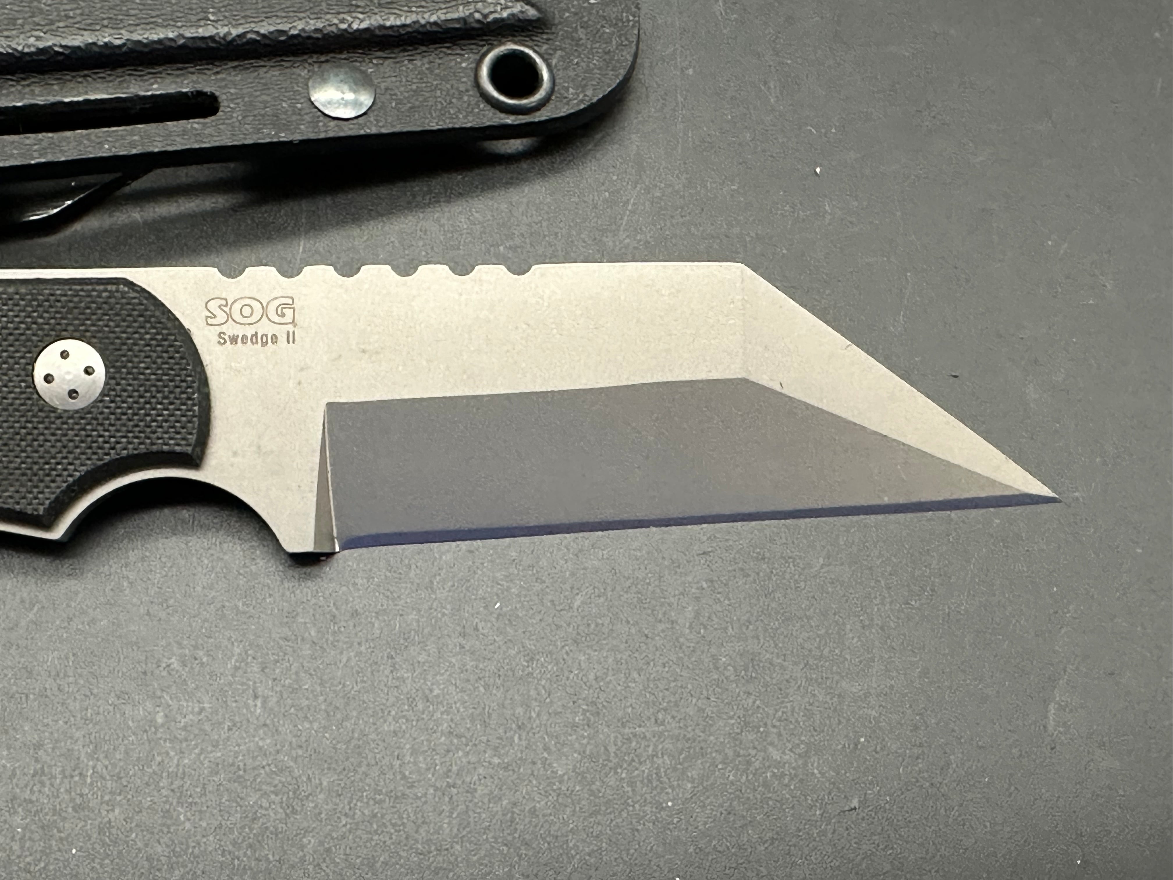 SOG BH02 Swedge II Fixed Blade Knife - 4.75