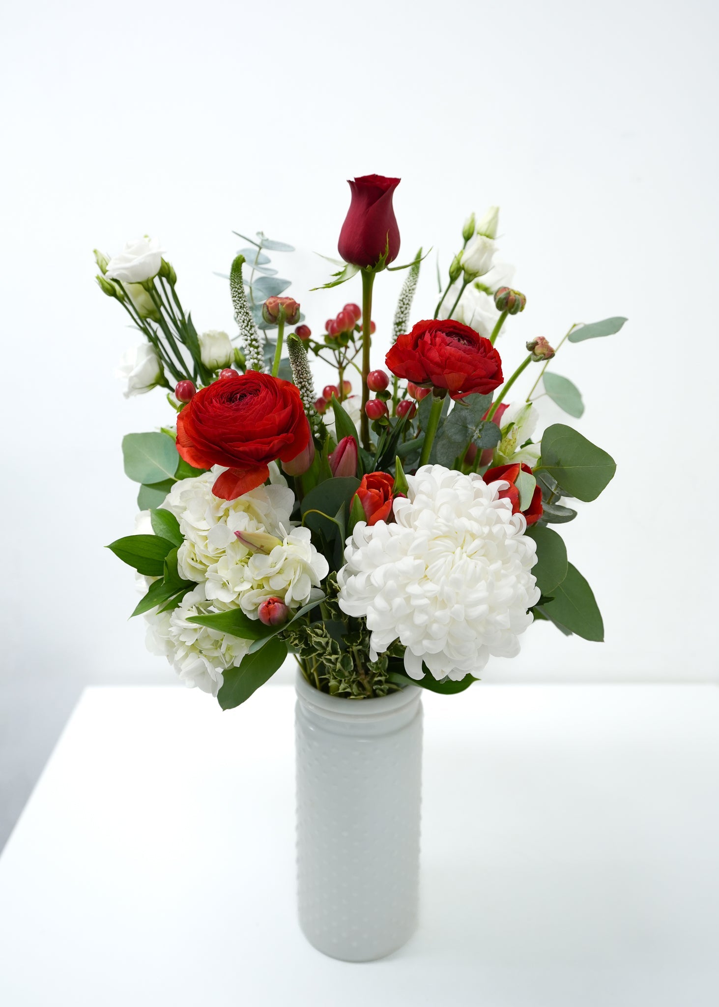 VD Be Mine - Stylish and Trendy Women's Fashion Accessory for Parties, Dates & Special Occasions