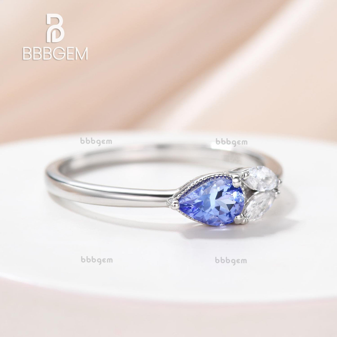 Natural Tanzanite Pear-Shaped East West Ring with Moissanite Diamond Accents - Elegant Jewelry for Weddings, Anniversaries & Special Occasions