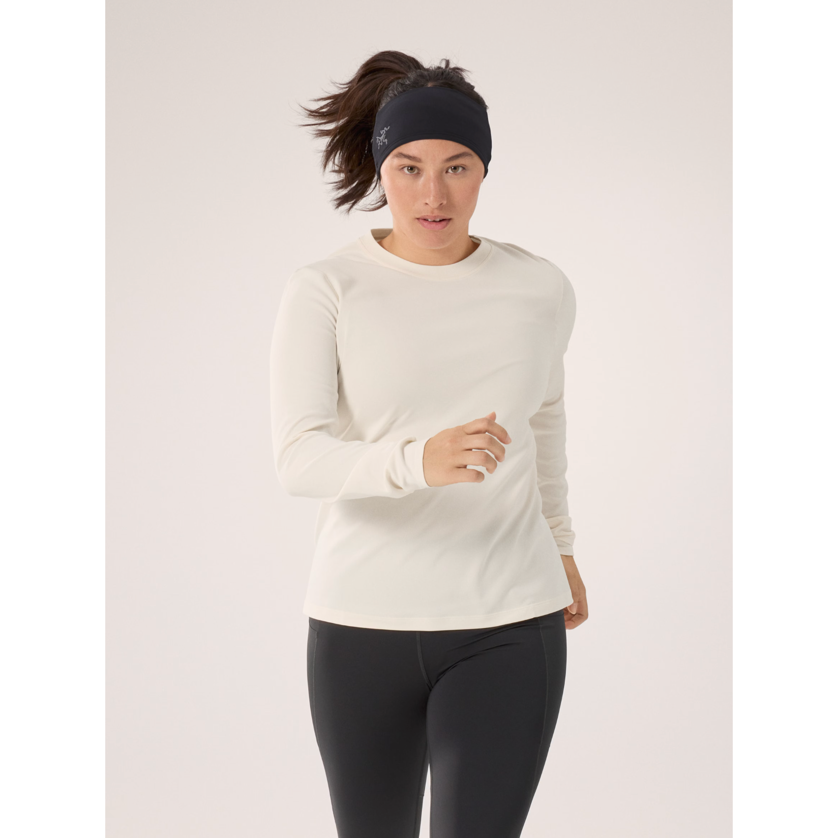 Arc'teryx Women's Taema Thermal Crew Long Sleeve Shirt - Moisture-Wicking Base Layer for Hiking, Skiing & Outdoor Activities