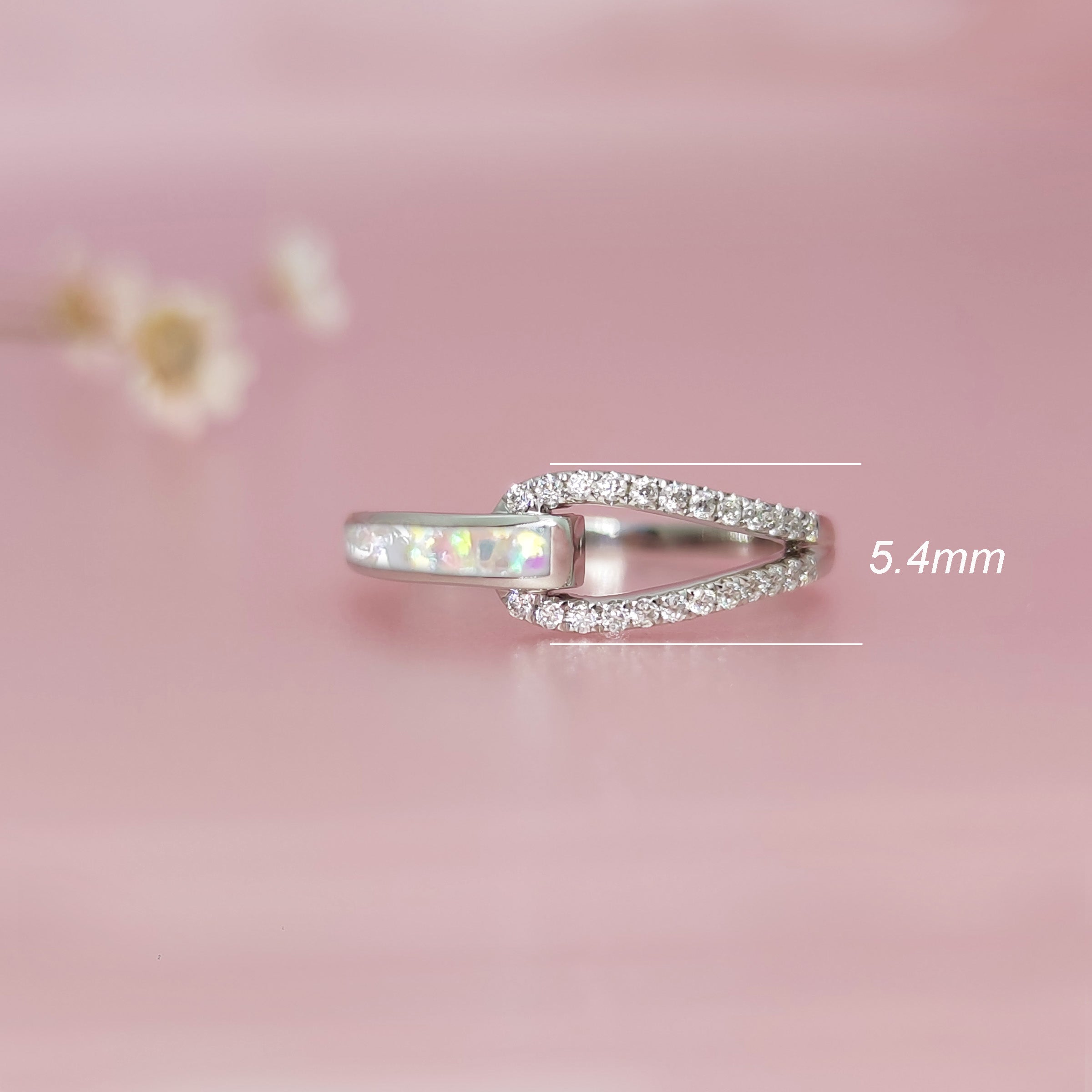 Gold Ashes Ring - Elegant Memorial Jewelry for Loved Ones | Perfect for Remembrance, Funerals & Keepsake Gifts