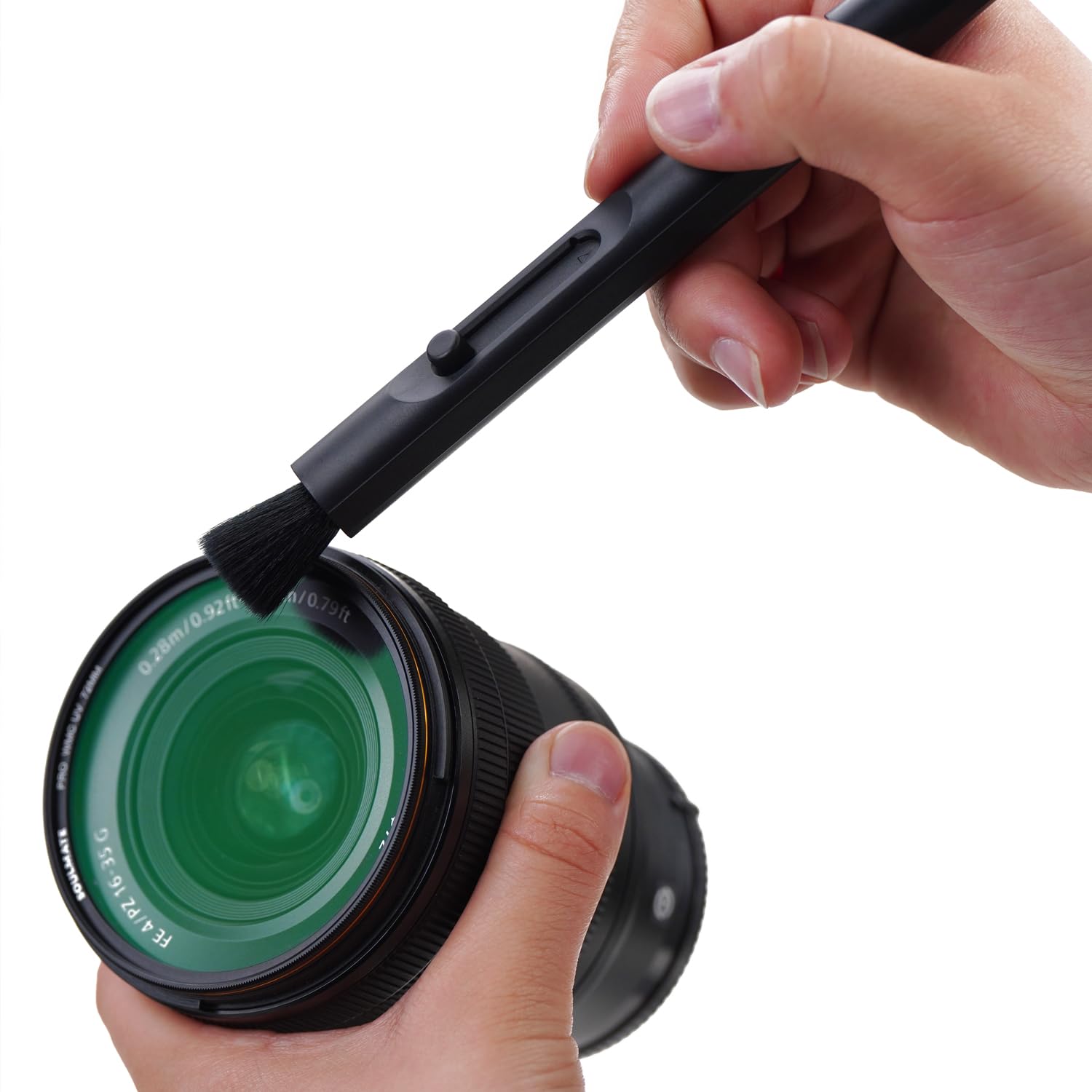EYLIN Lens Cleaning Pen Pro with Brush - Compatible with Meta/Oculus Quest 2, Rift S, HTC Vive Pro, Valve Index, PS4 VR Headsets, DJI Drones, Microsoft HoloLens, Cameras & Optical Lenses - Remove Dust & Fingerprints - Perfect for VR Gaming, Drone Photography & Lens Maintenance