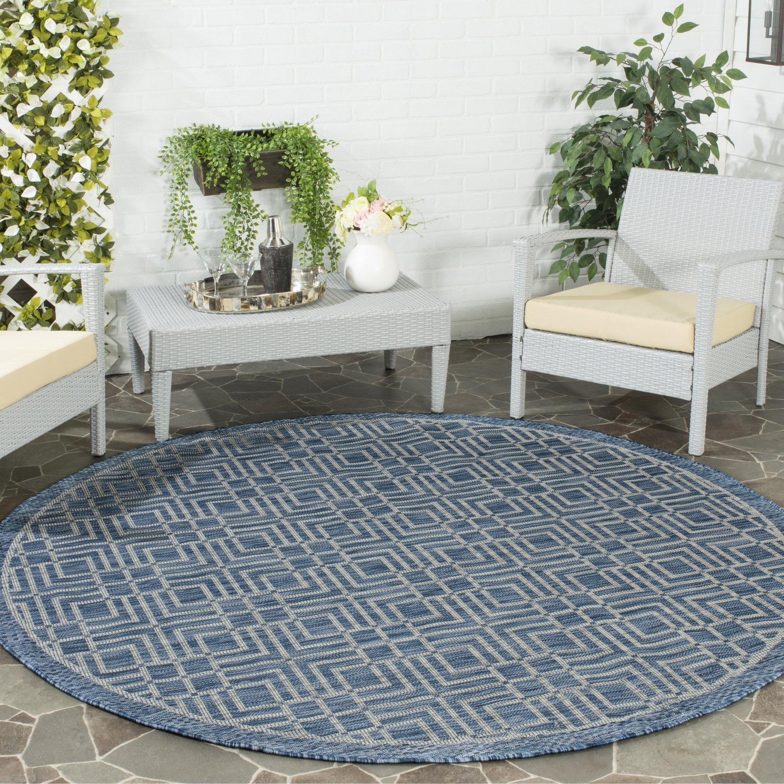 SAFAVIEH Courtyard Collection 6'7