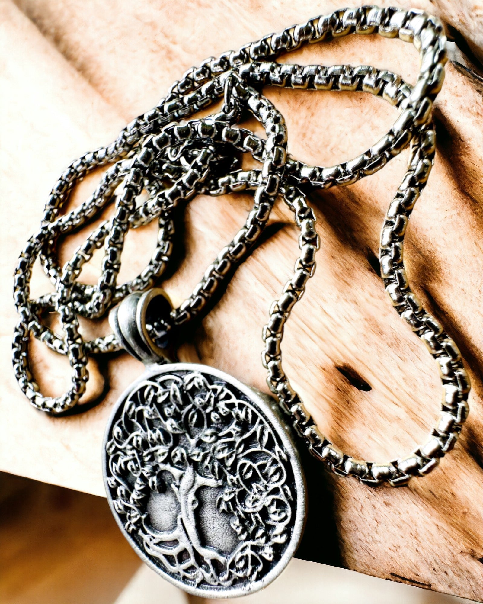 Tree of Life Amulet Necklace - Custom Engraved Personalized Jewelry for Women, Nature-Inspired Spiritual Pendant Gift for Birthday, Wedding & Everyday Wear