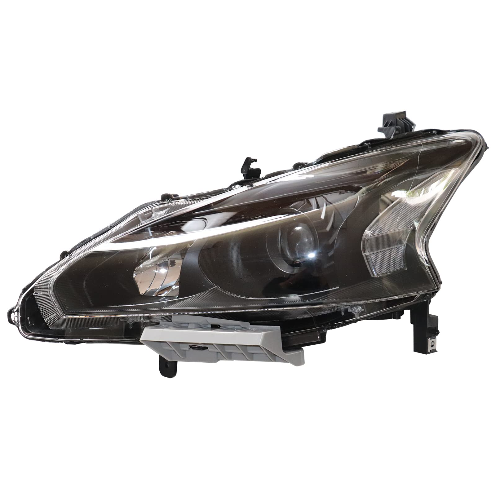 2013-2015 Nissan Altima Sedan Headlight Assembly Pair Set - Projector Low Beam Headlights (Driver & Passenger Side) - Compatible with Models 260603TA0A, 260103TA0A, 121500, 121501 - Perfect for Night Driving & Foggy Conditions