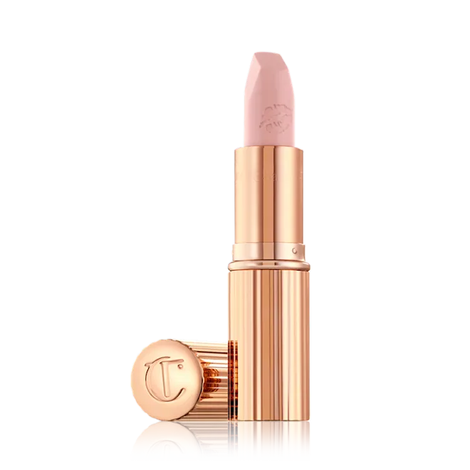Charlotte Tilbury Kim Kardashian KW Makeup Collection – Luxury Beauty Essentials for Glamorous Looks | Perfect for Parties, Red Carpet & Special Occasions