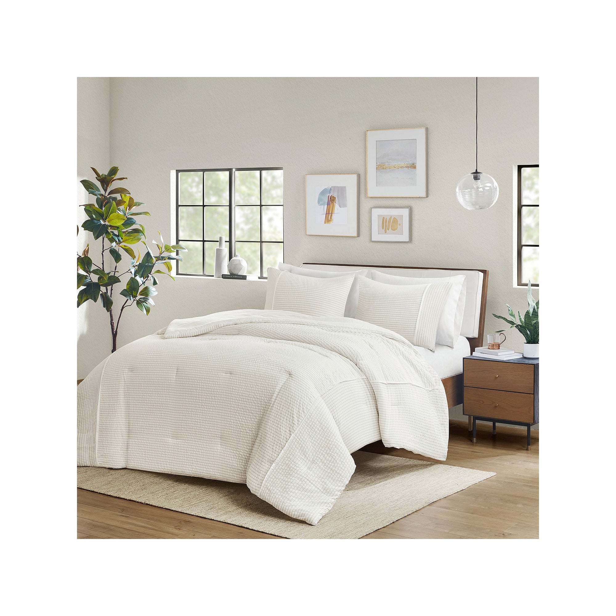 Beautyrest Apollo Oversized 3-Piece Midweight Comforter Set in Ivory - Queen/King Size | Soft & Breathable Bedding for All Seasons | Perfect for Master Bedrooms, Guest Rooms & Cozy Nights