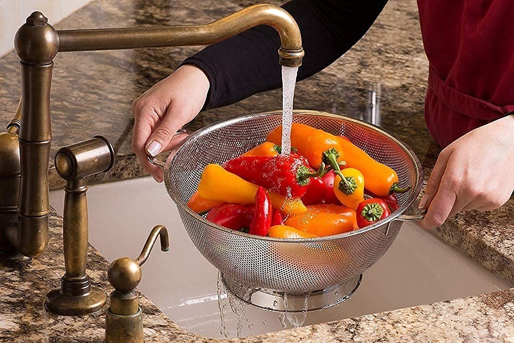 Premium Stainless Steel Black Olive Wire Mesh Colander Basket - Heavy Duty Strainer with Strong Handles for Fruits, Vegetables, Rice - Ideal for Kitchen, Restaurant, Camping & Food Prep (16 Inch)