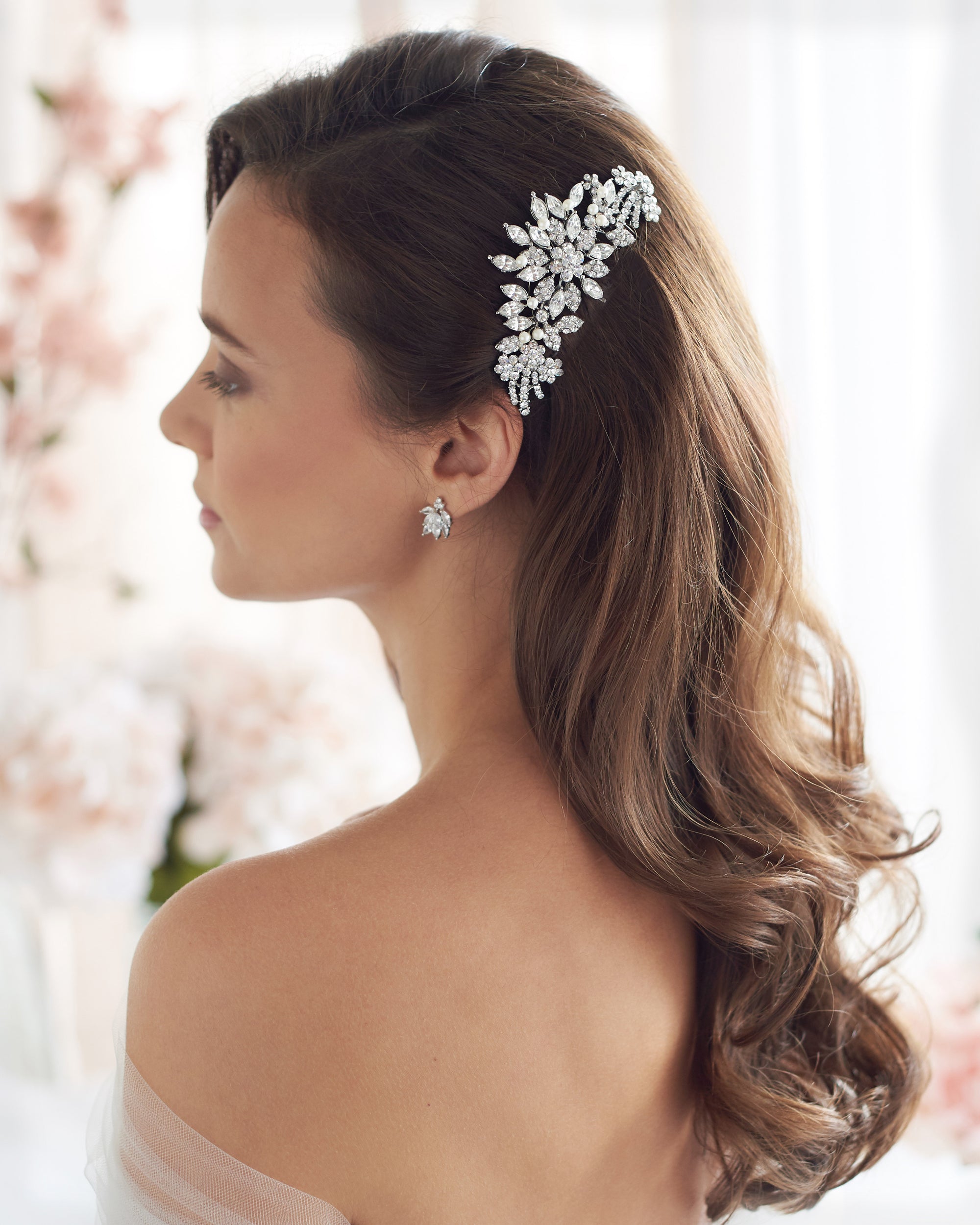 Alexa Pearl & Crystal Comb - Elegant Hair Accessory for Women, Bridal & Special Occasions | Perfect for Weddings, Prom & Formal Events