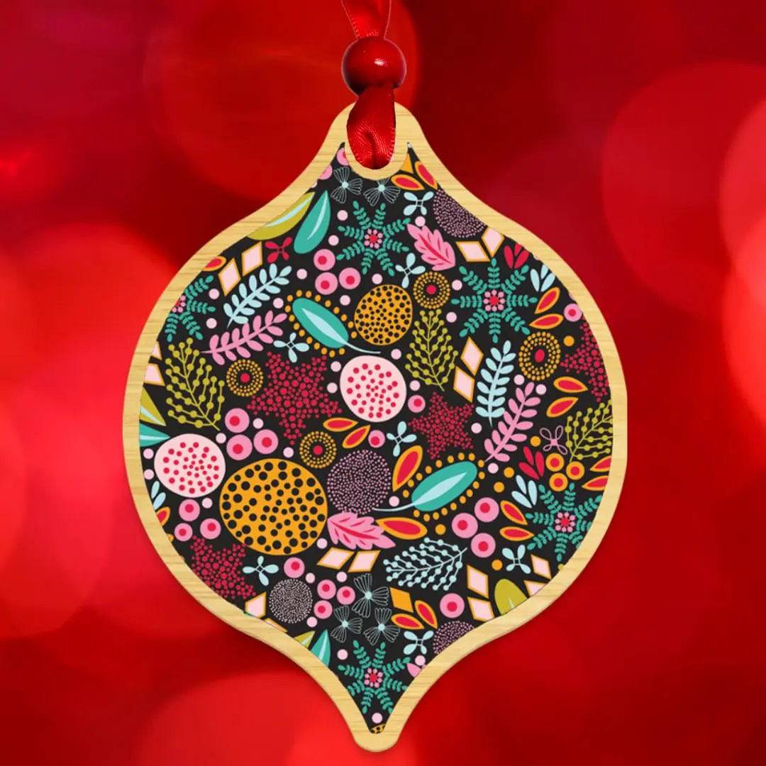 Sparkling Christmas Ornament - Elegant Holiday Tree Decoration for Festive Home & Party Decor