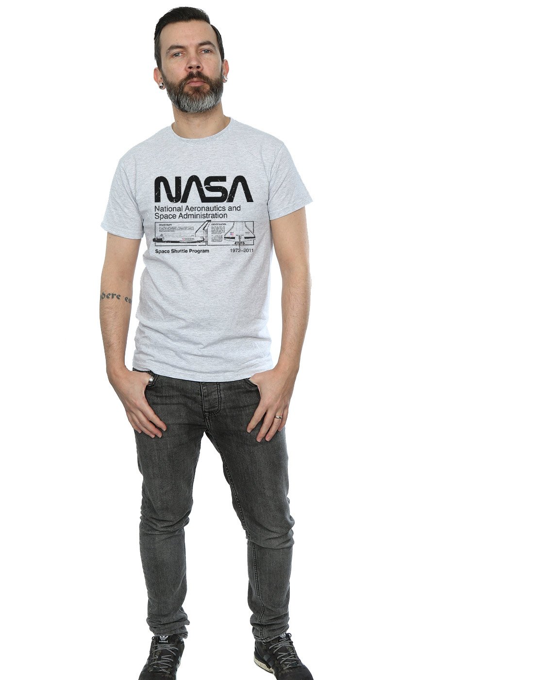 NASA Men's Classic Space Shuttle Graphic T-Shirt - Cool Astronaut Tee for Space Enthusiasts - Perfect for Casual Wear, Space-Themed Parties & Science Lovers
