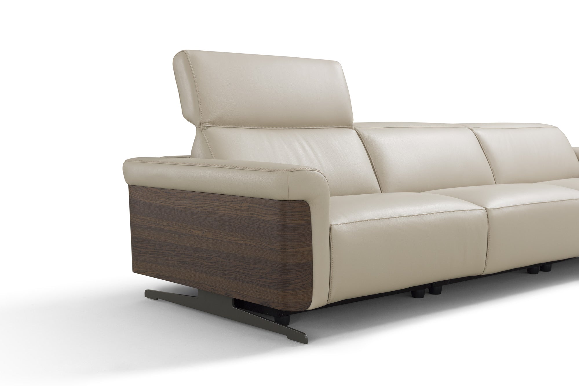 INCANTO I803 Extra Large Sofa 119L with Walnut Arm Accents & 3 Power Recliners – Premium Comfort for Living Room, Home Theater & Family Gatherings