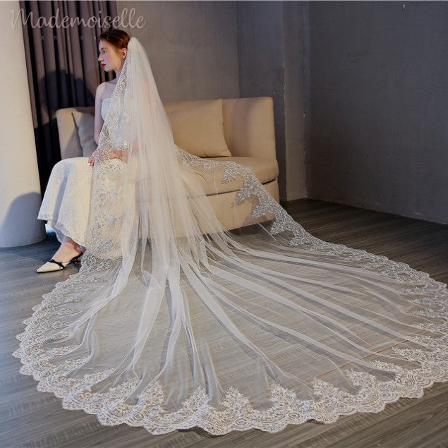 Elegant Daffodil Veil for Weddings & Bridal Accessories – Perfect for Brides, Prom, and Special Occasions