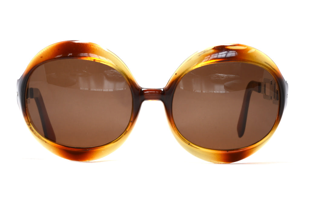 Trendy Lollie Sunglasses for Women & Men - UV Protection, Fashionable & Lightweight - Perfect for Beach, Driving & Outdoor Activities