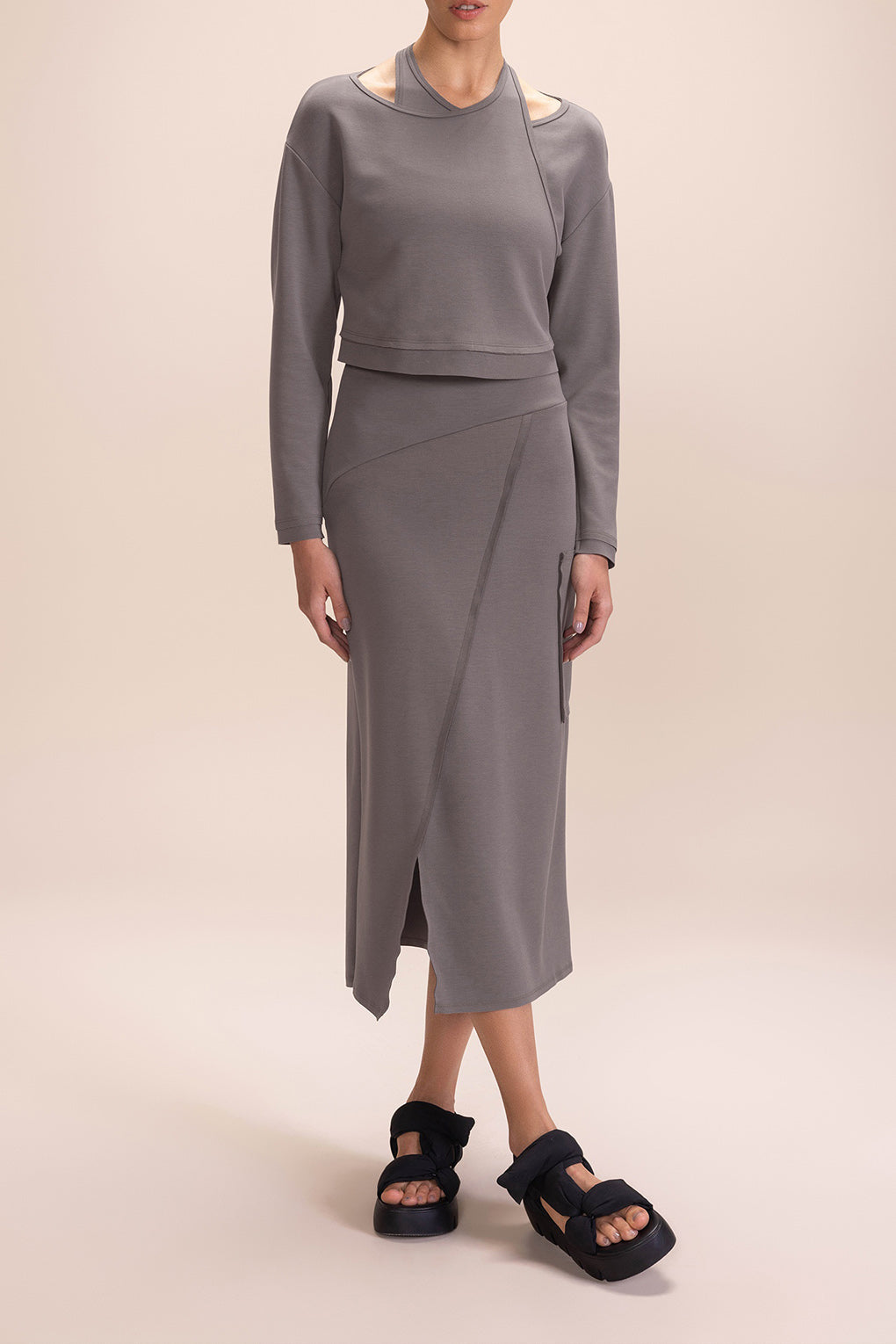 Stylish Posh Sweatshirt for Women | Trendy Casual Pullover | Perfect for Lounge Wear, Street Fashion & Coffee Dates