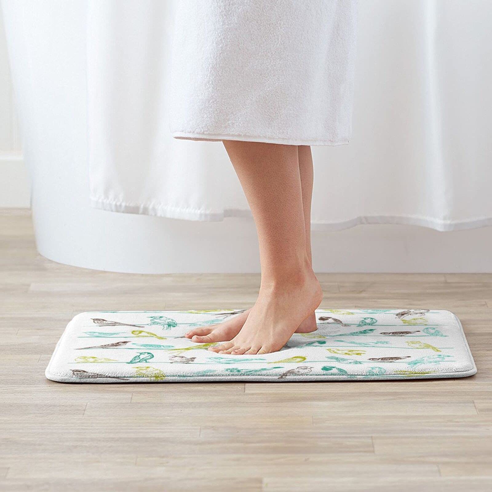 Soft Plush Non-Slip Bird Bath Mat - Absorbent Washable Bathroom Rug for Shower, Kitchen Sink & Floor Decor - Perfect for Bathroom Safety and Cozy Home Decor