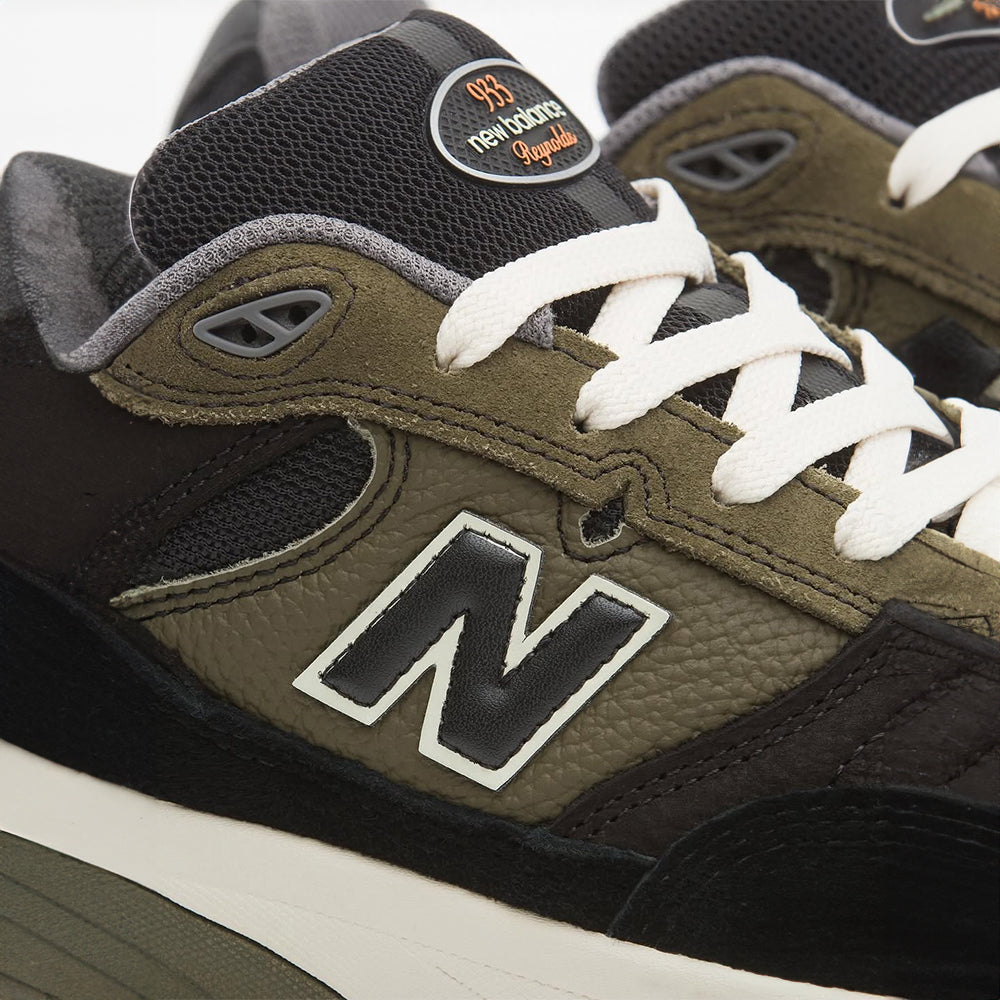 New Balance Numeric Andrew Reynolds 933 Skateboarding Shoes - High-Performance Skate Shoes for Street & Park Riding - Durable & Comfortable for Skaters