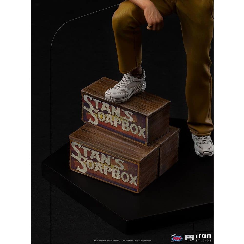 Iron Studios Stan Lee Art Scale 1/10 Statue - Marvel Comics Legend Collectible Figure for Display & Home Decor