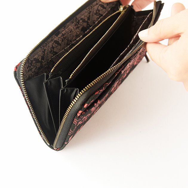 Premium Japanese Deerskin Leather Wallet with Urushi Lacquer - Cherry Blossom & Gray Black U-Zip Design | Handcrafted in Japan | Perfect for Everyday Use & Luxury Gifting