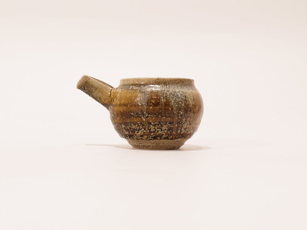 Shūji Haneishi Katakuchi Sake Vessel - Traditional Japanese Ceramic Pouring Cup for Sake, Wine & Tea | Perfect for Home Dining, Gift Giving & Japanese Tea Ceremonies