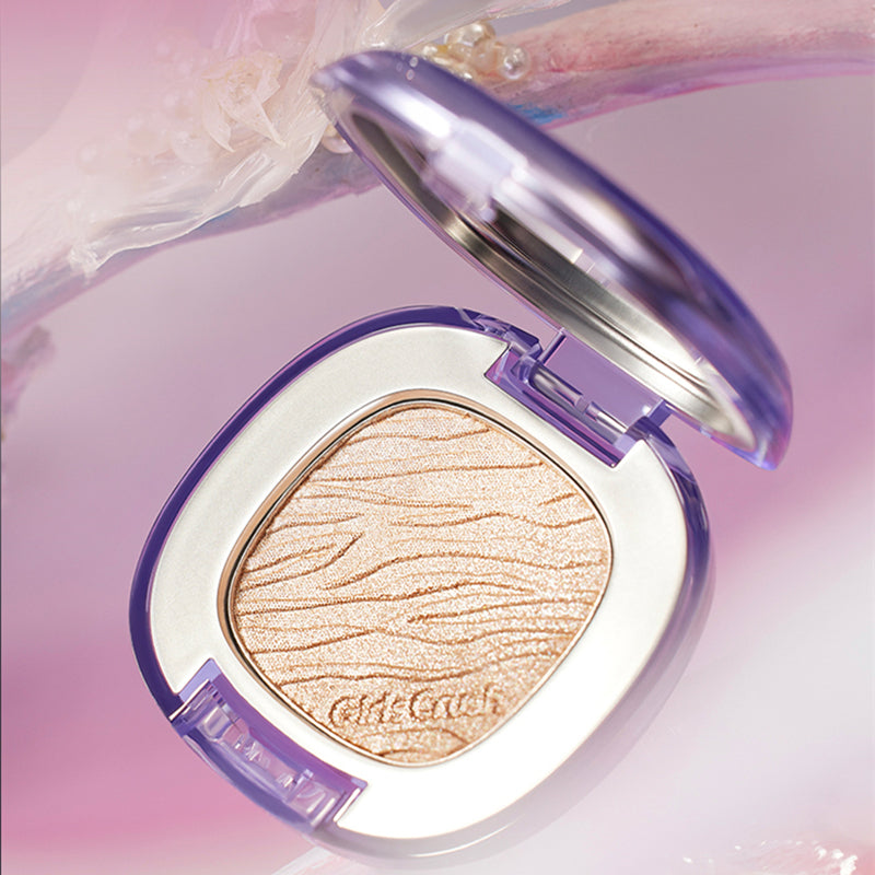 Girls Crush Wild Trip Series Pearlescent Highlighter - Shimmer Makeup for Party, Festival & Night Out Glam