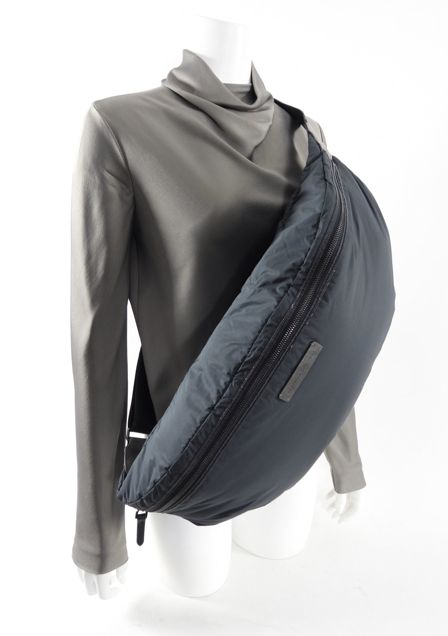 Brunello Cucinelli Grey Nylon Large Body Bag for Men & Women - Stylish Travel Duffel Bag for Gym, Work, Weekend Getaways & Outdoor Adventures