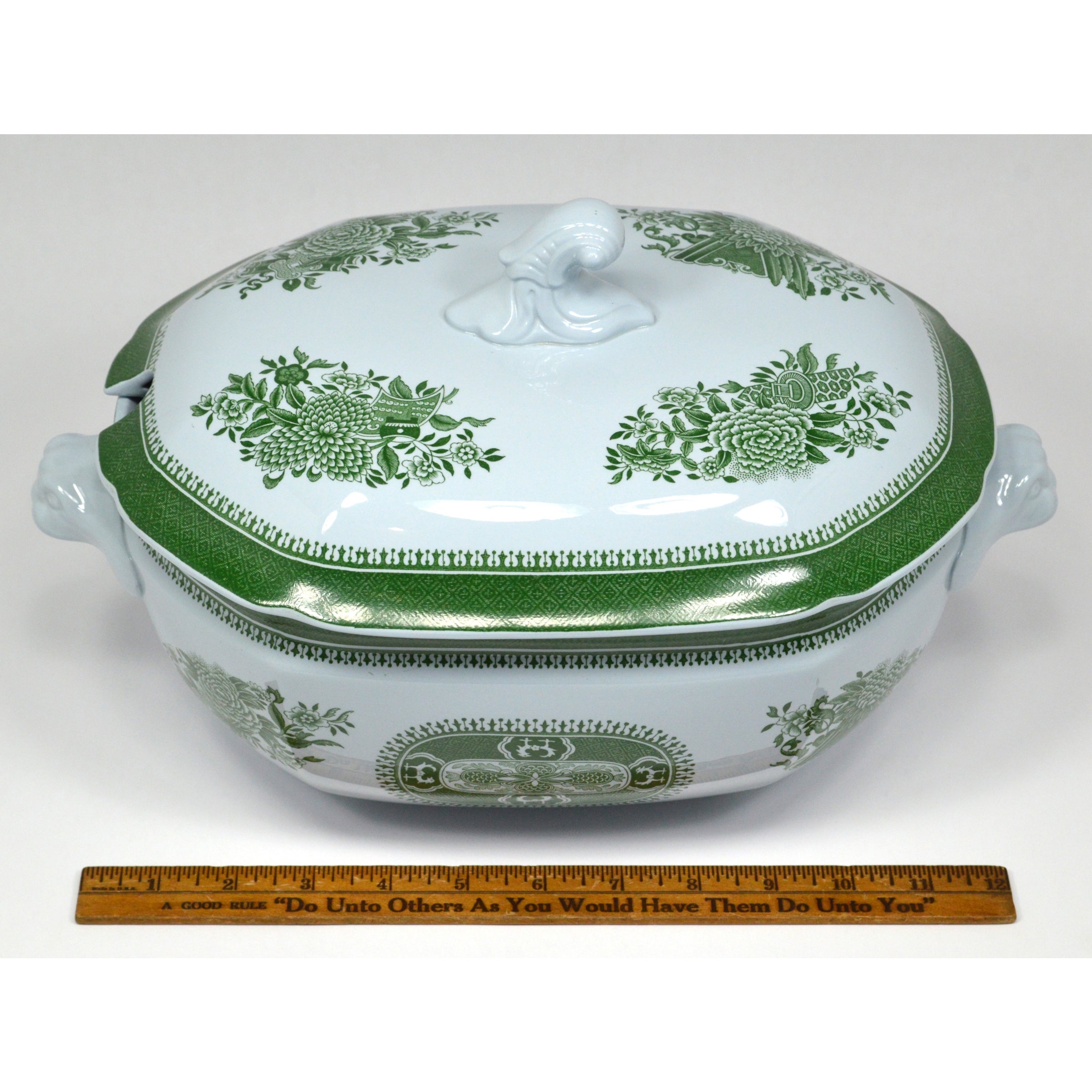 Premium SPODE 'FITZHUGH' Green 1-Gallon Large Soup Tureen with Lid - Elegant Serving Bowl for Dinner Parties & Holiday Entertaining