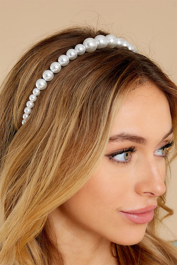 Elegant Pearl Headband for Women - Stylish Hair Accessory for Weddings, Parties & Special Occasions | Perfect Bridal Hairpiece & Fashion Statement