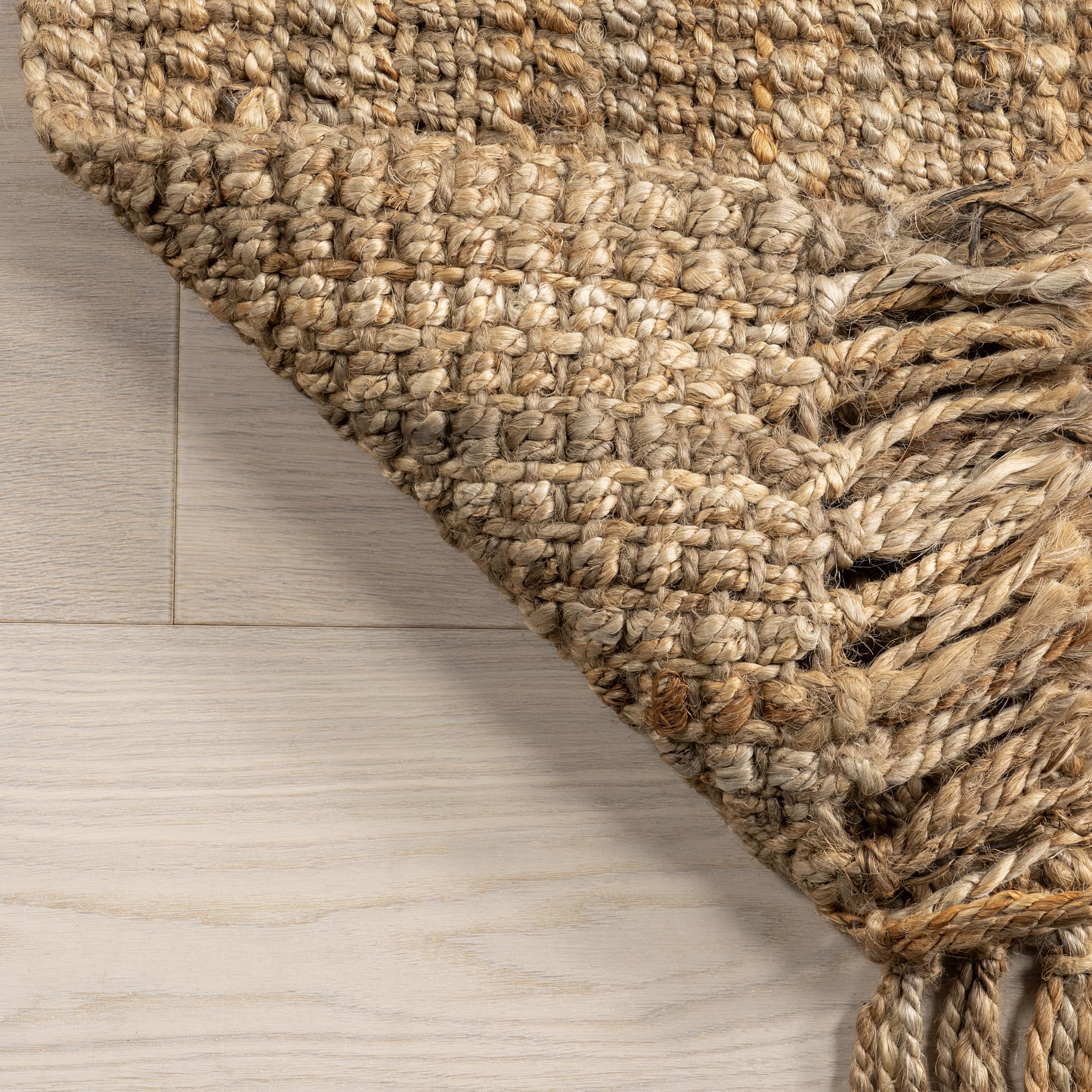 nuLOOM 8'x8' Square Daniela Jute Tassel Hand Woven Area Rug - Natural Chunky Farmhouse Design, Eco-Friendly Natural Fiber for Bedroom, Dining Room, Living Room, Hallway, Office & Entryway | Perfect for Boho, Coastal & Rustic Home Decor