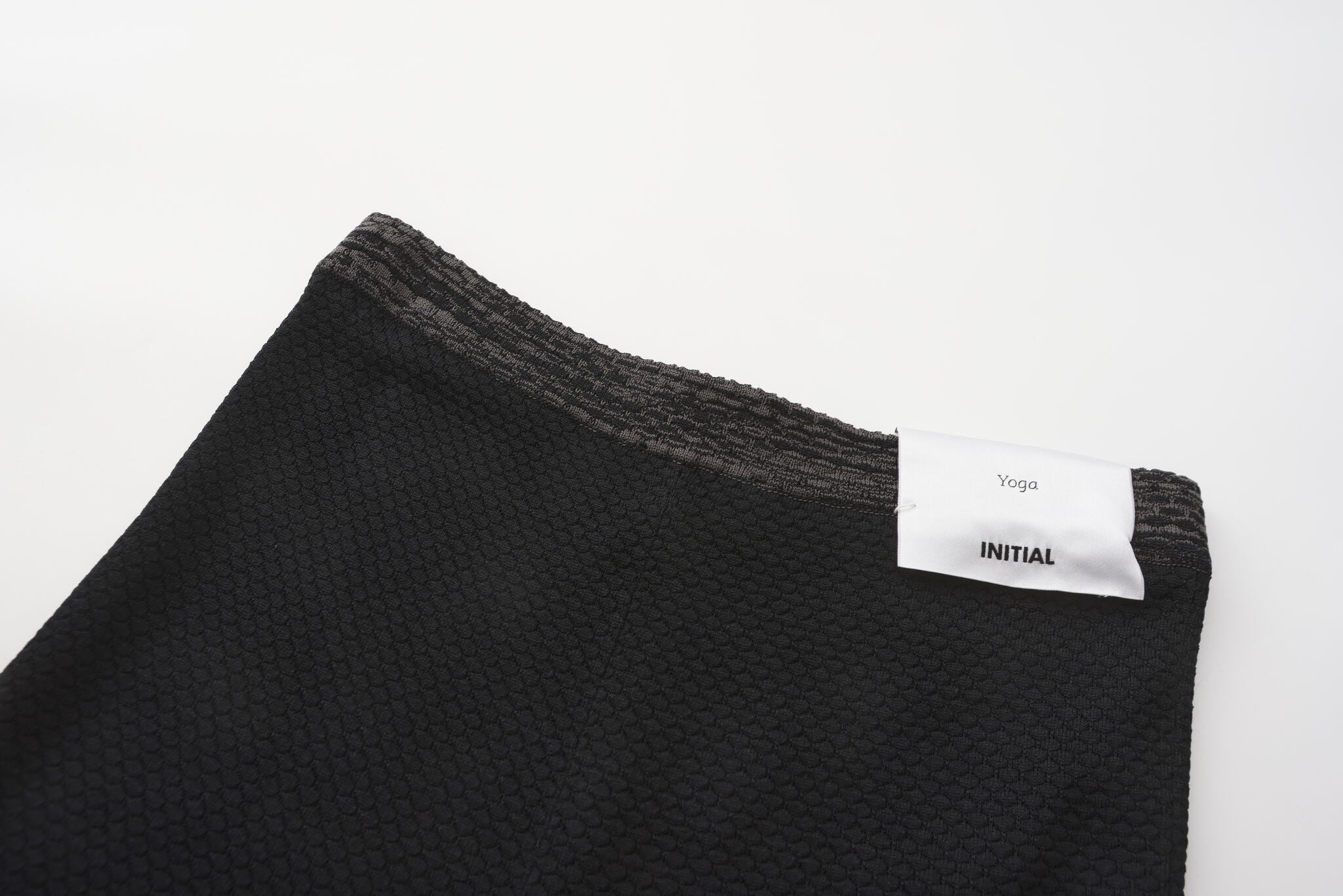 24Fpfflmxx045 Black - High-Quality Durable Film for Photography & Videography - Perfect for Outdoor Shoots, Studio Lighting, and Professional Video Production