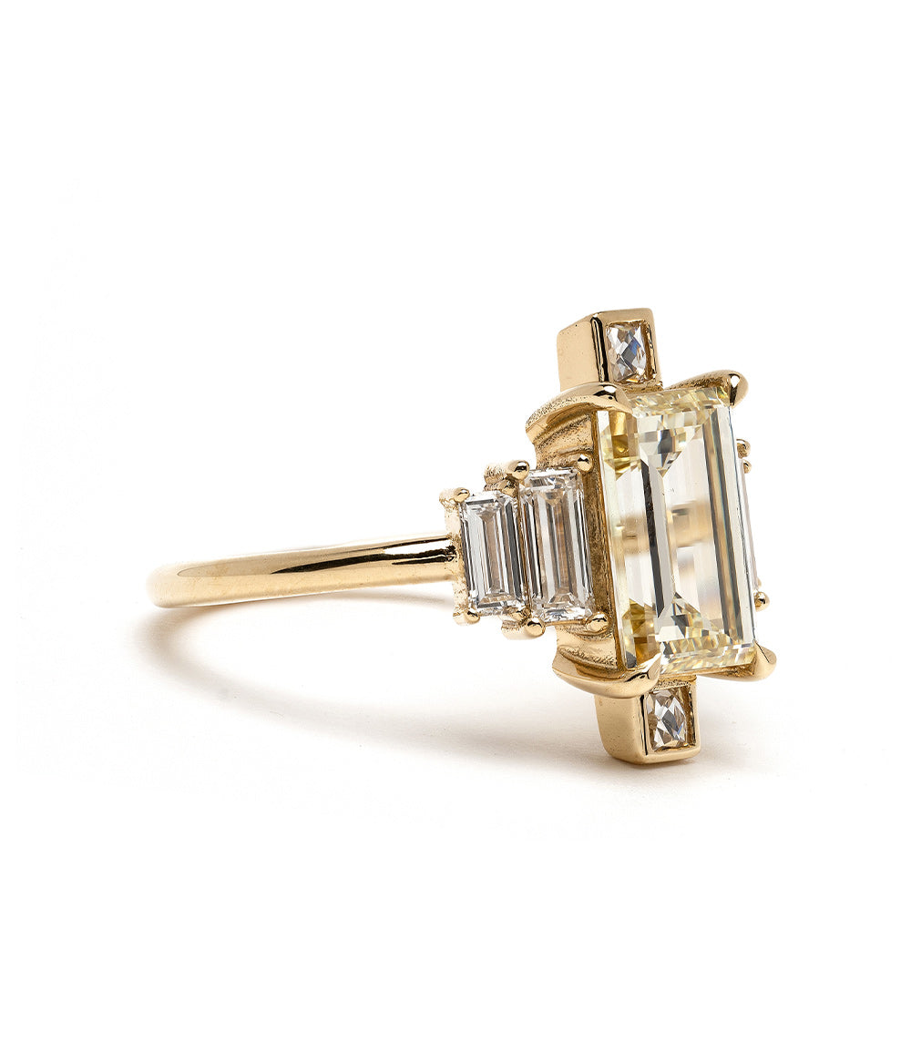 Xena Baguette Diamond Engagement Ring - Unique Vintage Style Wedding Band for Women - Perfect for Proposals, Anniversaries & Special Occasions