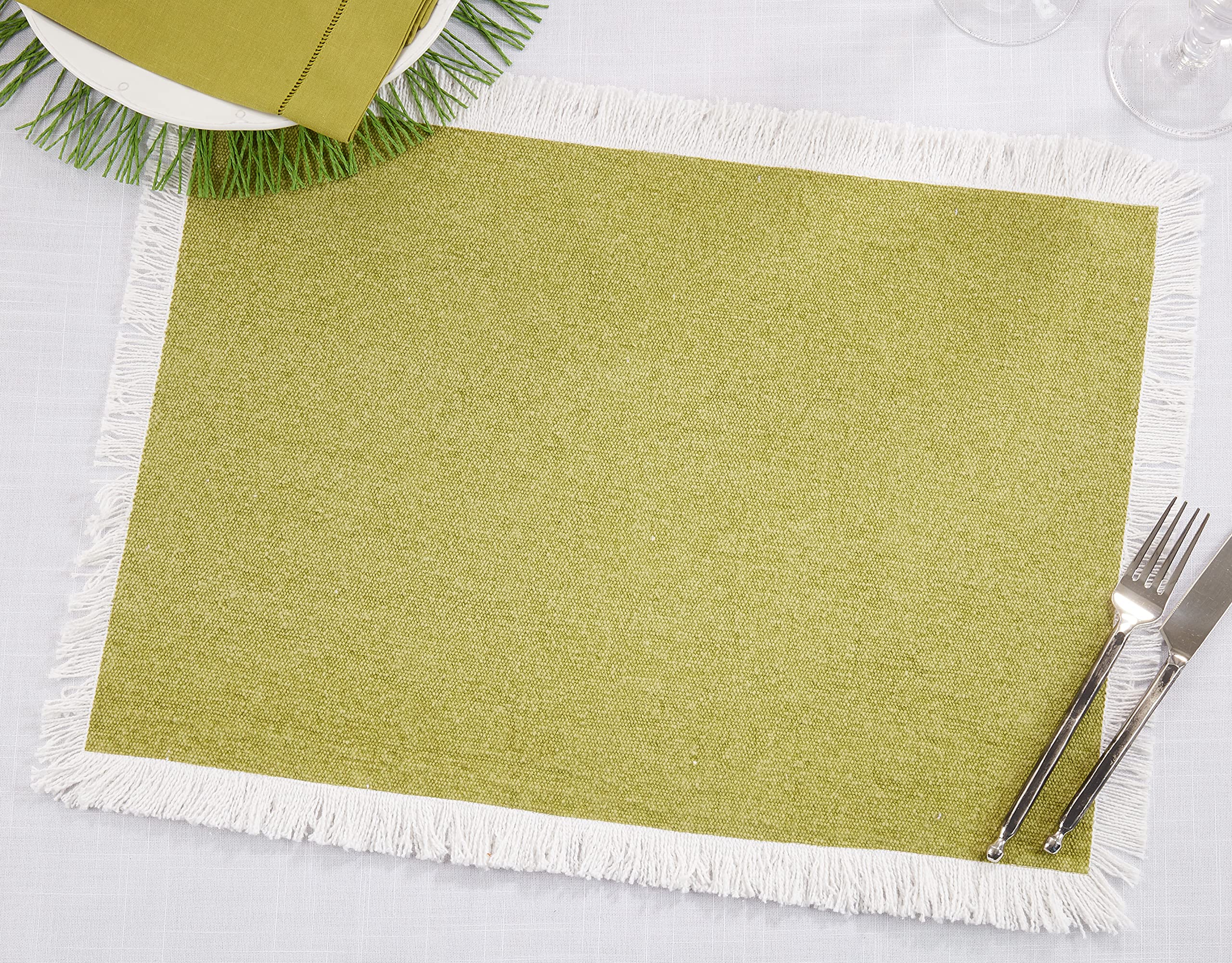 Stylish Fringe Border Placemats Set of 4 - Boho Chic Table Decor for Dining Room, Kitchen, or Party Setting