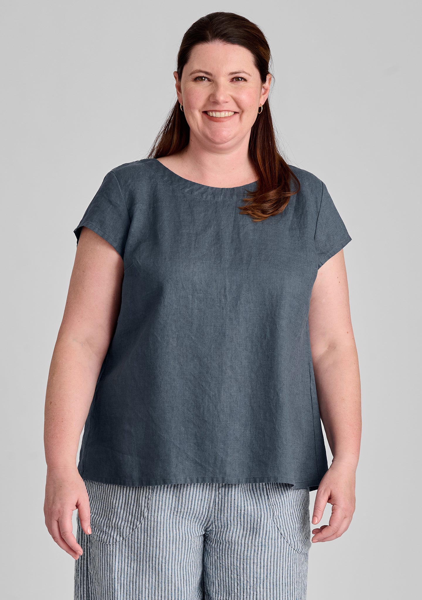 Tuck Back Tee - Soft Linen T-Shirt for Women | Breathable & Comfortable Summer Top | Perfect for Casual Wear, Beach Outings & Layering