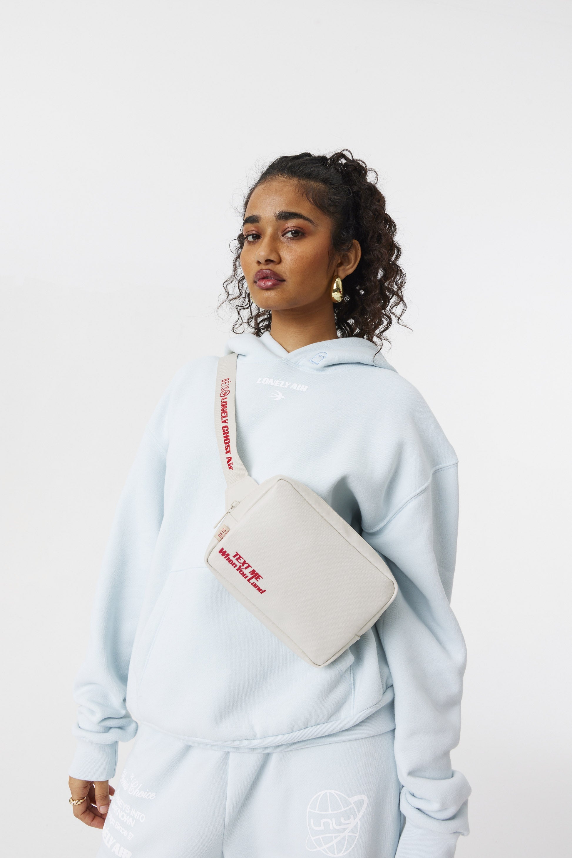 Ghost White Belt Bag - Stylish & Comfortable Waist Pack for Running, Travel & Everyday Use