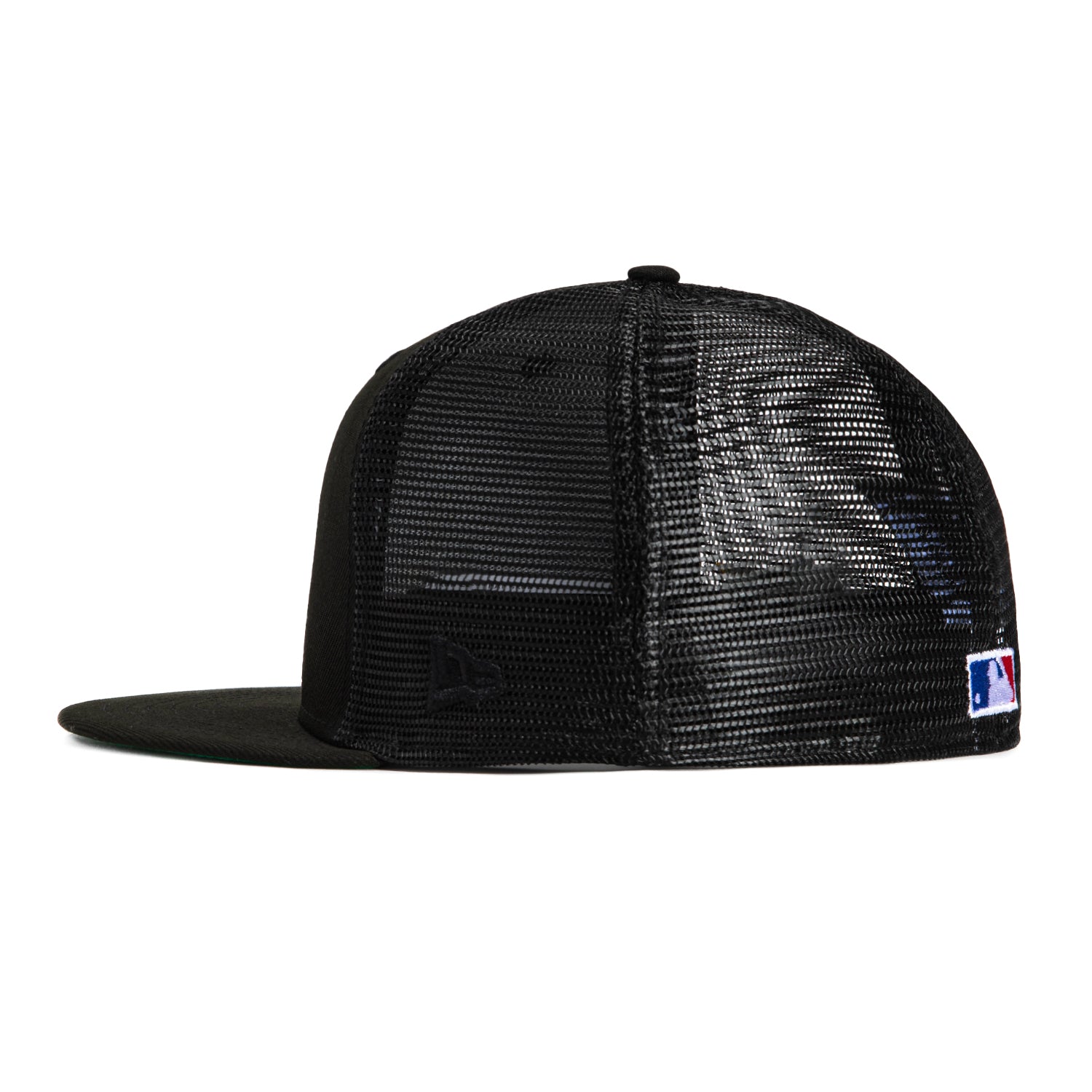 New Era 59Fifty Black Oakland Athletics 30th Anniversary Patch Snapback Trucker Hat - Adjustable Baseball Cap for Men & Women - Perfect for Baseball Games, Streetwear Fashion & Outdoor Activities