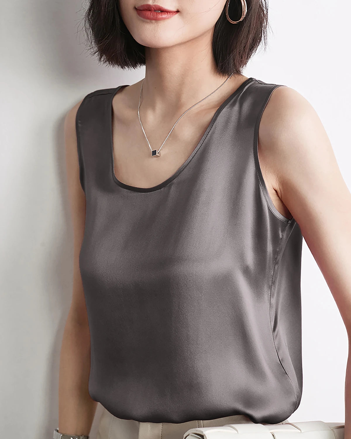 Silk Shell Tank Top for Women - Round Neck Sleeveless Blouse - Breathable & Soft Summer Camisole - Perfect for Layering, Office Wear & Casual Outfits