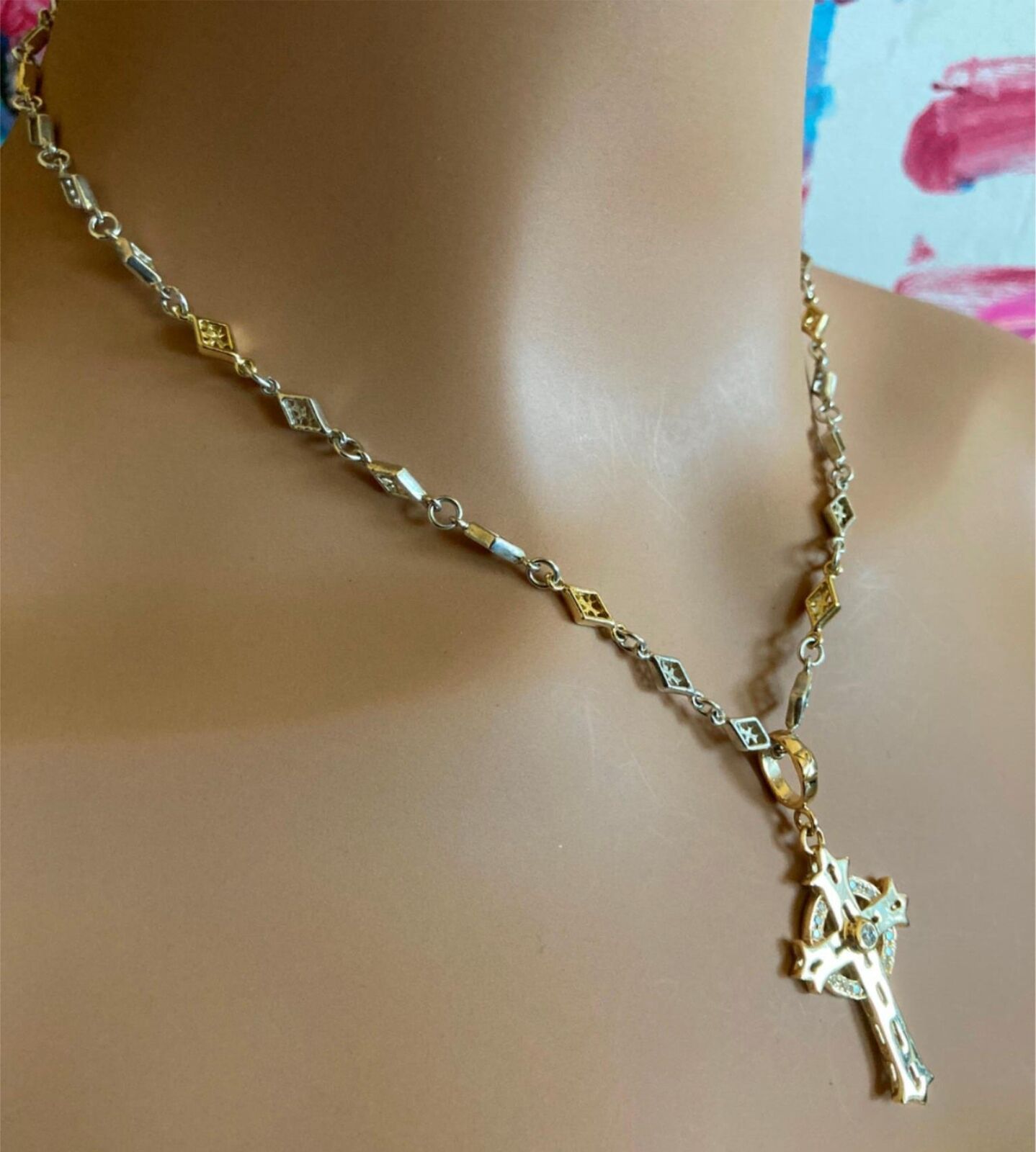 Authentic Loree Rodkin 18k Yellow Gold and Silver Cross Diamond Pendant Necklace - Perfect for Gifts, Weddings & Special Occasions