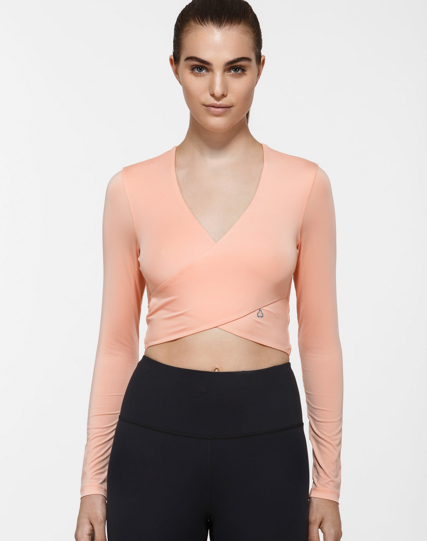 Elisa Long Sleeve Crop Top Women's Fashion T-Shirt - Perfect for Casual Wear, Layering & Street Style Outfits