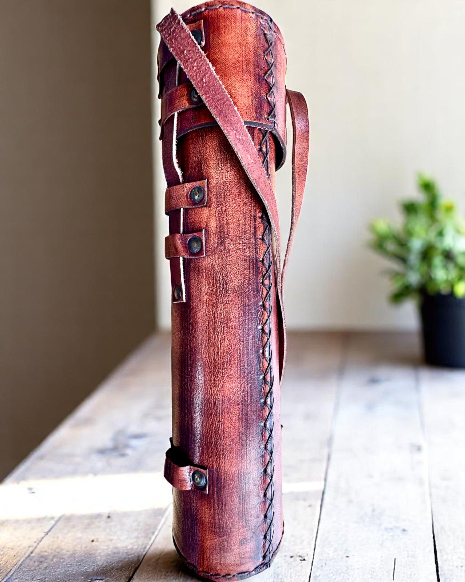 Royal Spyglass Voyager 1818 - Premium Brass Telescope (83cm) with Genuine Leather Case | Handcrafted Collector's Edition | Custom Engraving Gift Option | Perfect for Nautical Decor, Stargazing & Historical Reenactments