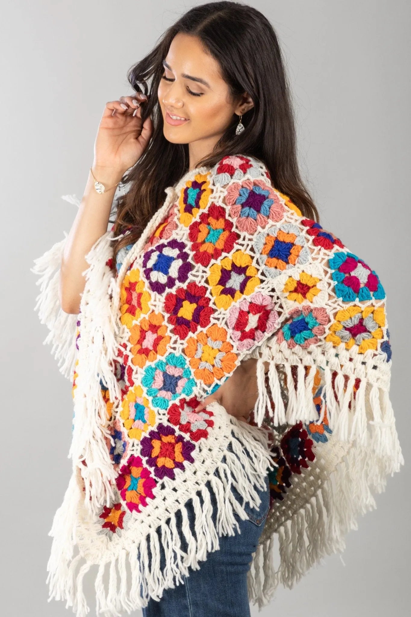 Stylish Crochet Fringe Sweater Poncho for Women - Boho Chic Knit Cardigan Wrap - Perfect for Fall Fashion, Beach Cover Up & Cozy Lounge Wear