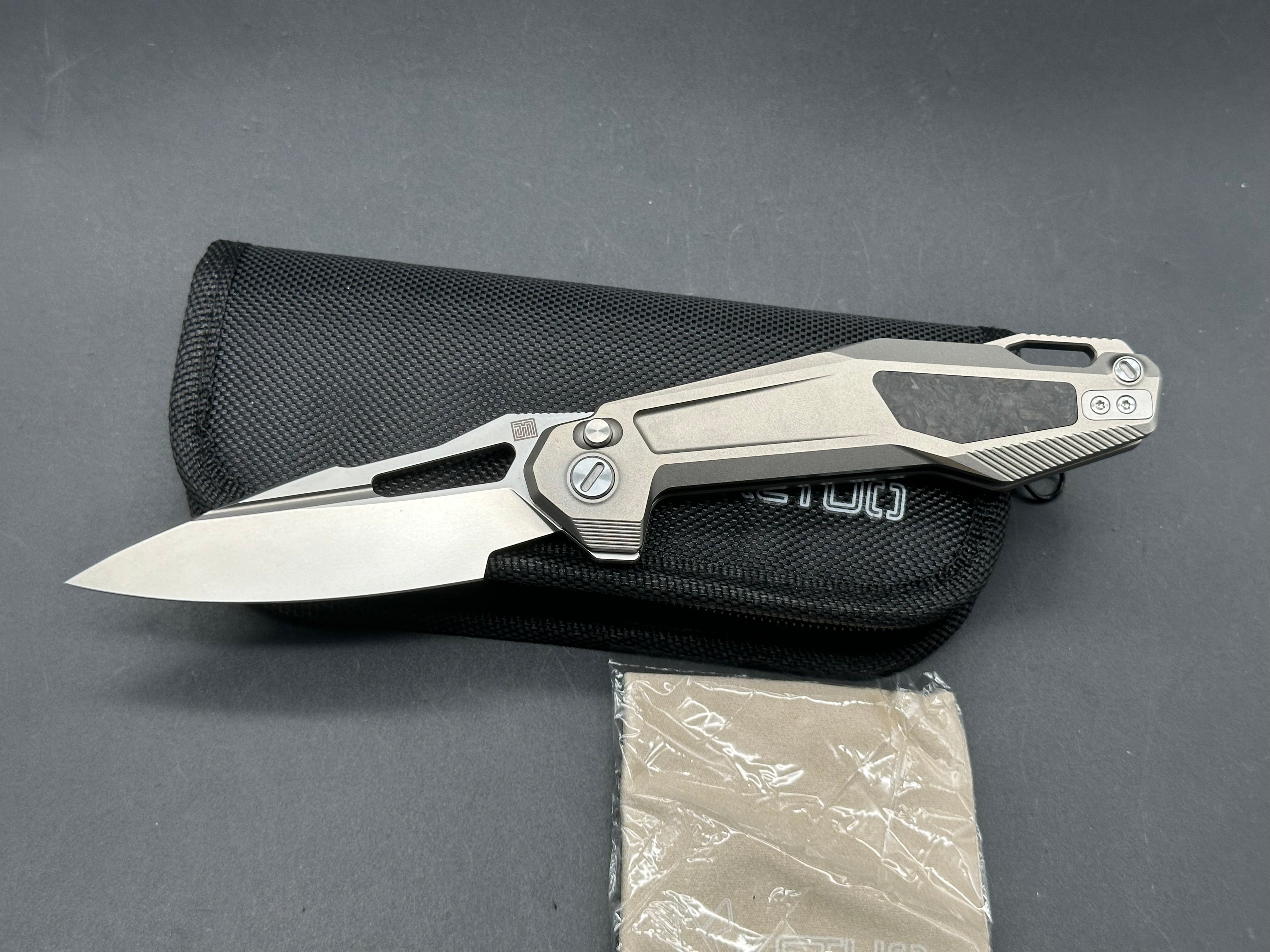KETUO USA GRIFFIN V1 Liner Lock Folding Knife - Titanium Handle with Forged Carbon Fiber Inlay, M390 Steel Blade | EDC, Outdoor, Camping, Survival Gear