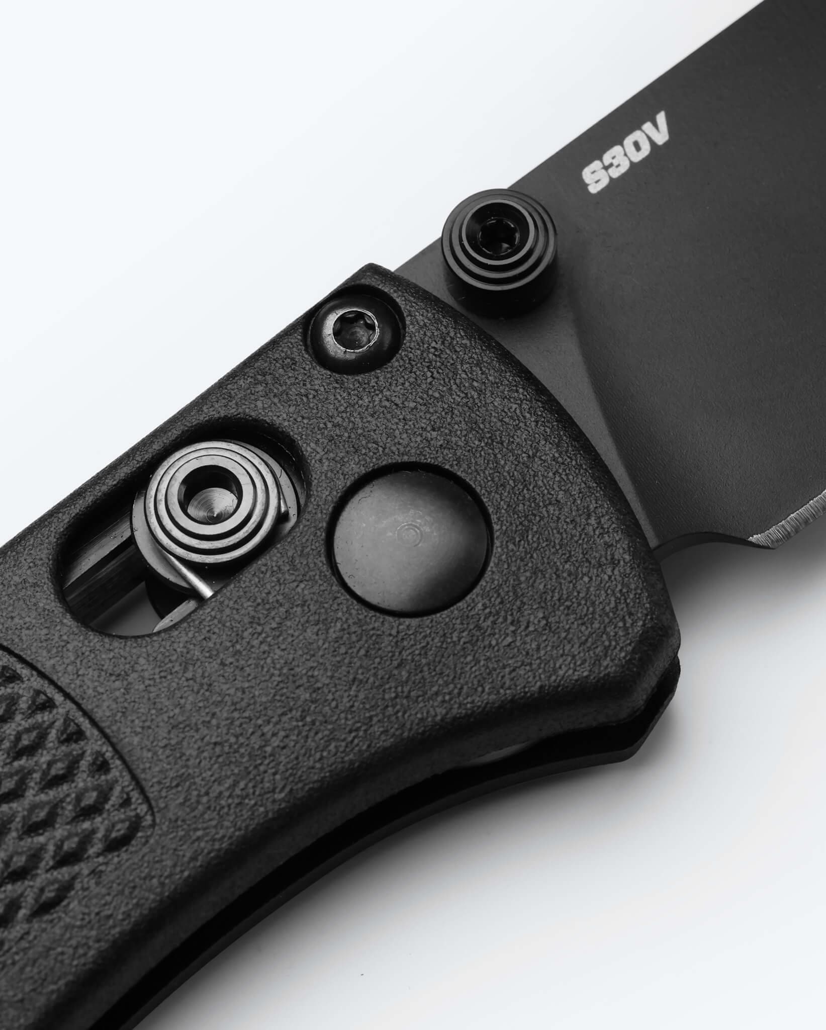 Benchmade Mini Bugout® Folding Knife with CF Elite® Handle - Lightweight EDC Pocket Knife for Outdoor, Camping & Everyday Carry
