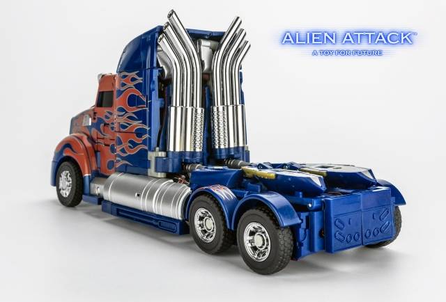 Alien Attack A 01 El Cid Action Figure - Collectible Toy for Kids & Adults, Perfect for Display, Gifts, and Role-Playing Scenes