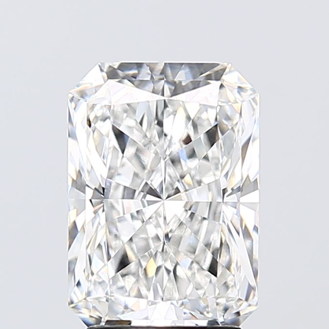 3.04 Carat E Color VVS2 Clarity Radiant Cut Lab-Grown Diamond - Perfect for Engagement Rings & Luxury Jewelry