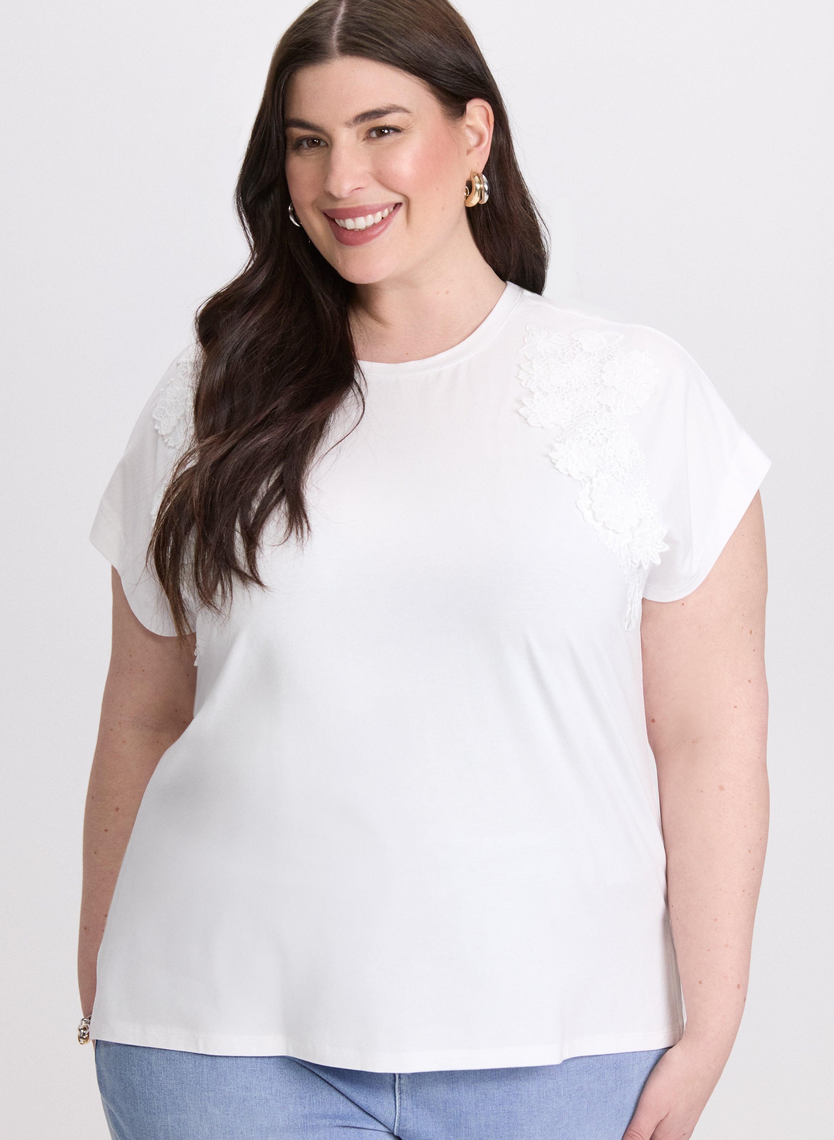 Floral Appliqué Women's T-Shirt - Soft Cotton Casual Tee for Spring & Summer Outfits | Perfect for Daily Wear, Dates, and Weekend Brunch