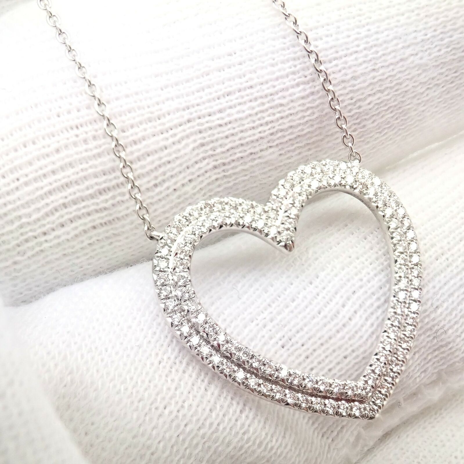 Authentic Tiffany & Co Platinum Diamond Heart Double Metro Pendant Necklace - Elegant Jewelry Gift for Women, Perfect for Anniversaries & Special Occasions